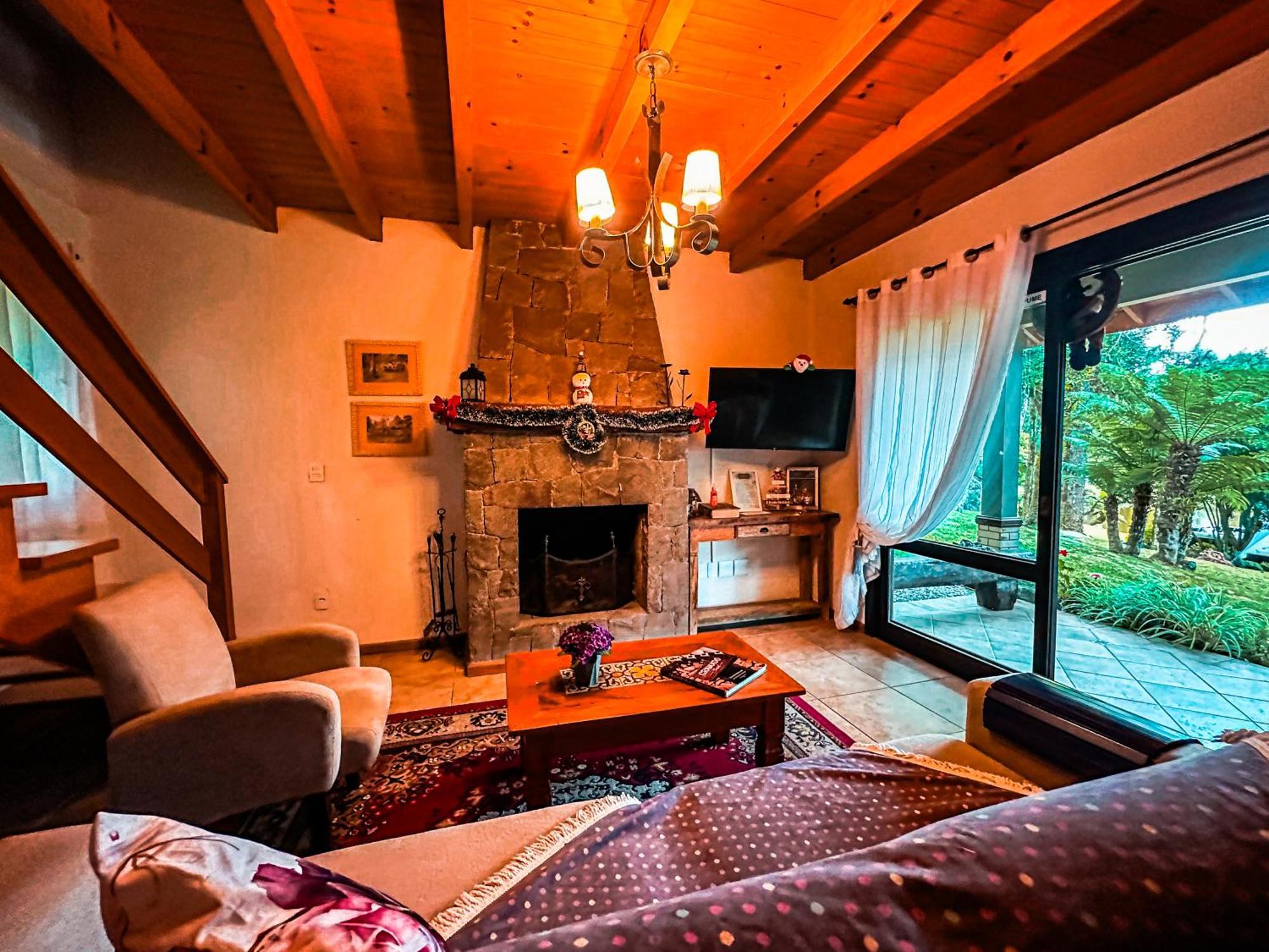 Estalagem Coracao Da Mata Hotel กรามาโด ภายนอก รูปภาพ